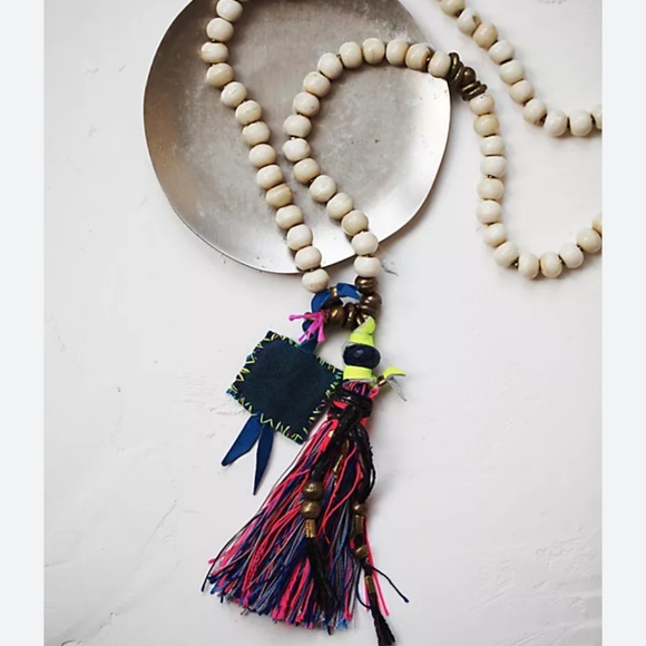 Free People De Petra Misterio Mala Pendant Necklace - Picture 1 of 8